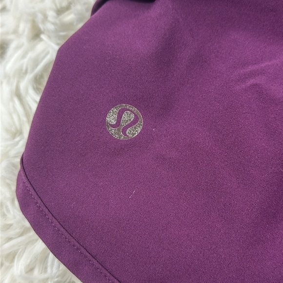 Lululemon Speed Shorts - Picture 5 of 6